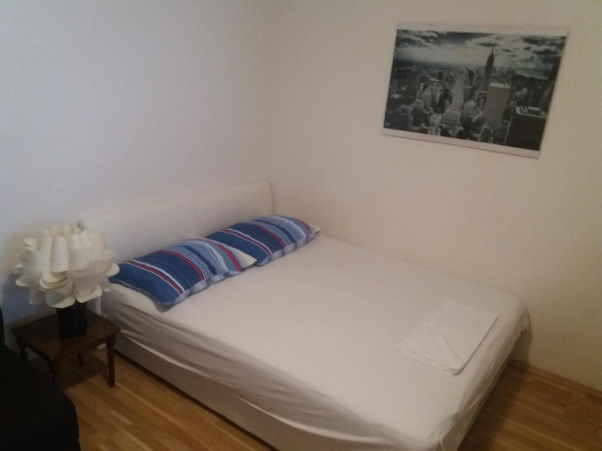 Studio Apartment Ema Spalato Esterno foto